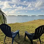Bora Bora Vairupe Lodge